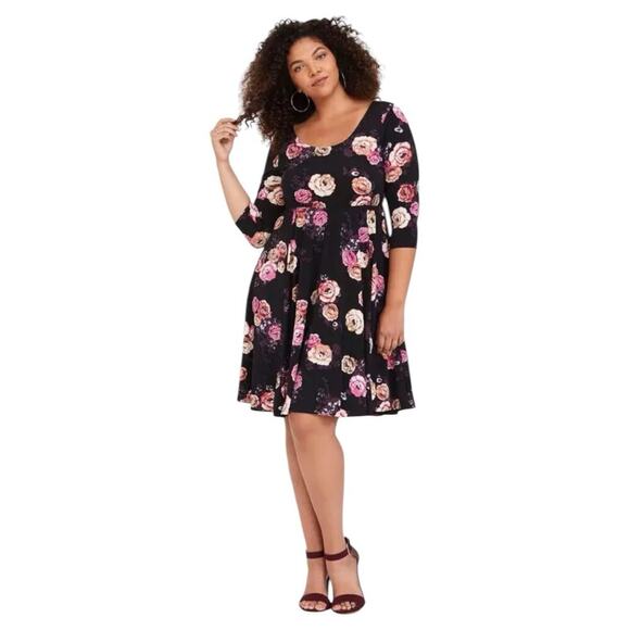 torrid Dresses & Skirts - Torrid Dress Womens Size 1X Mini Studio Knit Skater Strappy Black Floral Casual